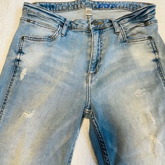 Calvin Klein Jeans - Picture 2 of 4